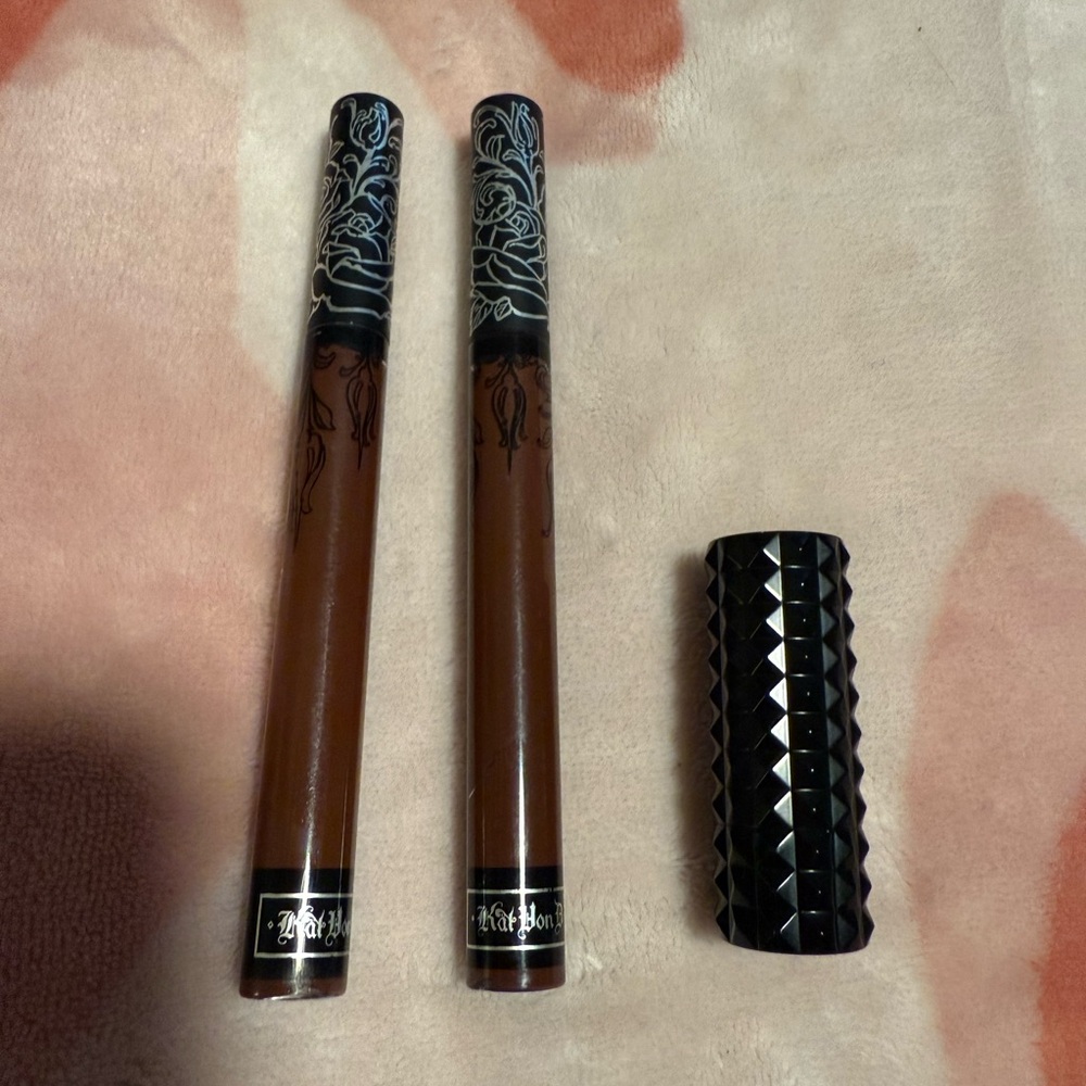 Kat Von D Liquid Lipstick & Studded Kiss Cream Mini Lipstick in Crucifix